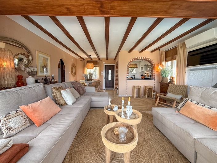 Image No.13-3 Bed Villa for sale