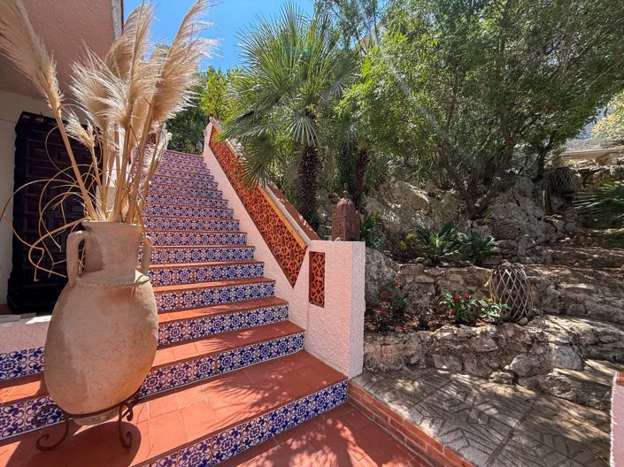 Image No.14-3 Bed Villa for sale