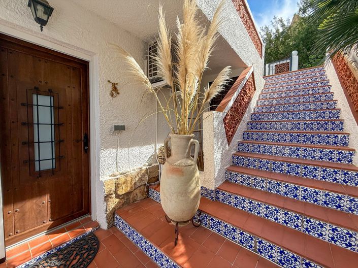 Image No.26-3 Bed Villa for sale