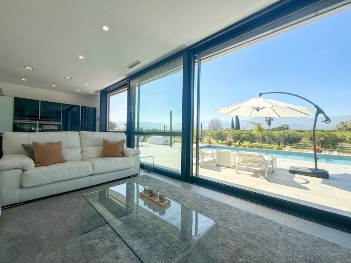 Image No.10-3 Bed Villa for sale