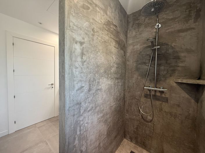 Image No.17-3 Bed Villa for sale