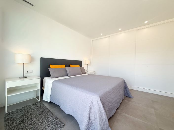 Image No.21-3 Bed Villa for sale