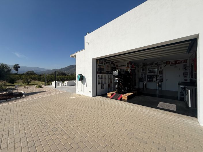 Image No.36-3 Bed Villa for sale