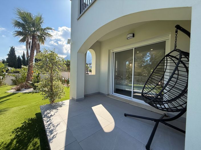 Image No.14-2 Bed Property for sale