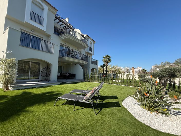 Image No.15-2 Bed Property for sale