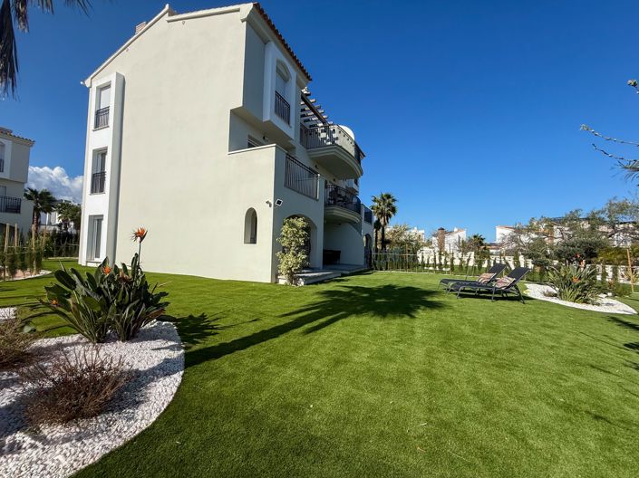 Image No.17-2 Bed Property for sale