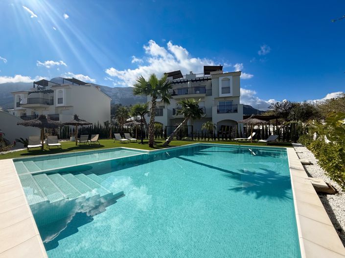 Image No.19-2 Bed Property for sale