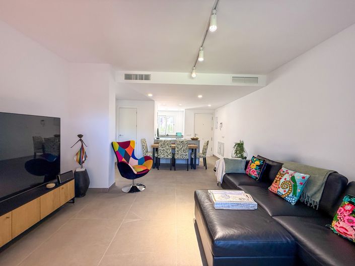 Image No.5-2 Bed Property for sale