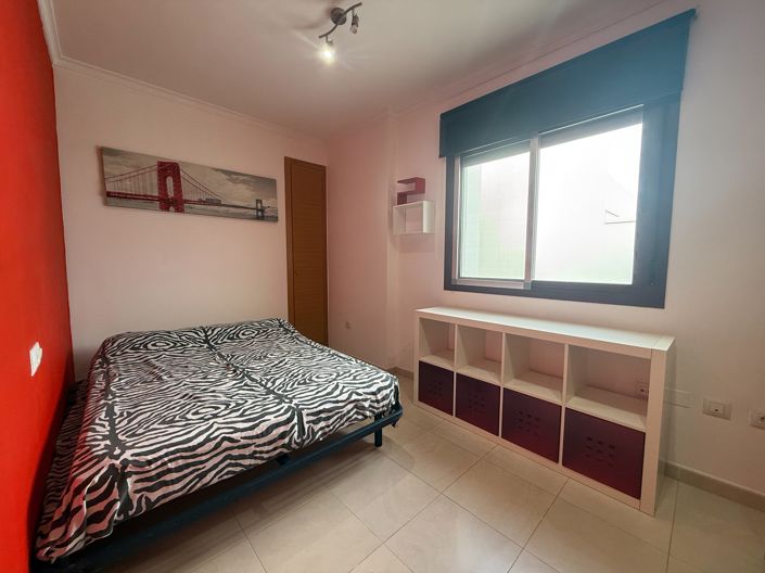 Image No.17-3 Bed Property for sale