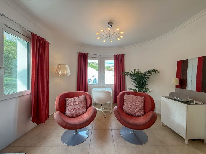 Image No.18-3 Bed Villa for sale