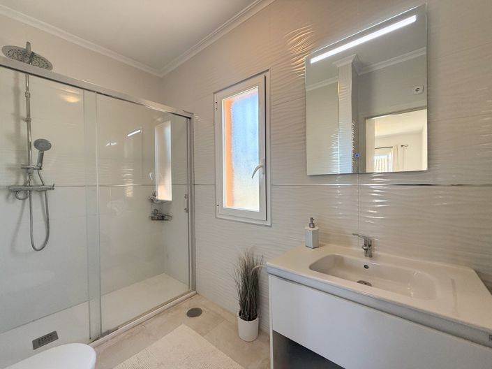 Image No.4-Villa de 4 chambres à vendre à Albir