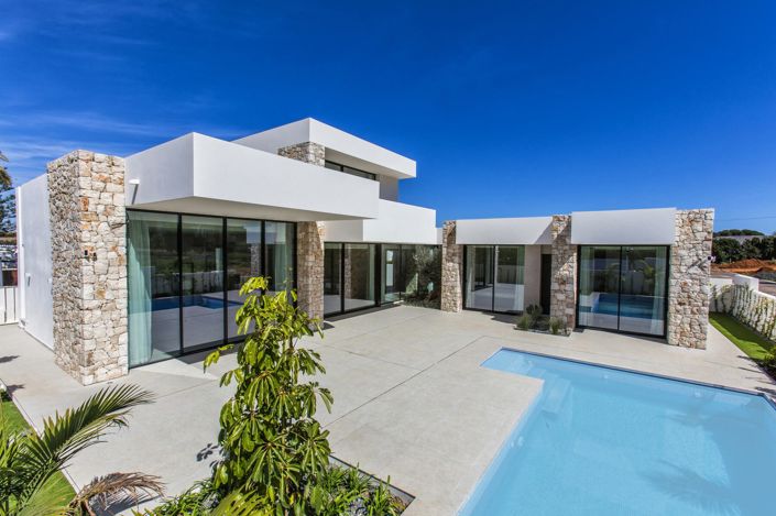 Image No.25-3 Bed Villa for sale