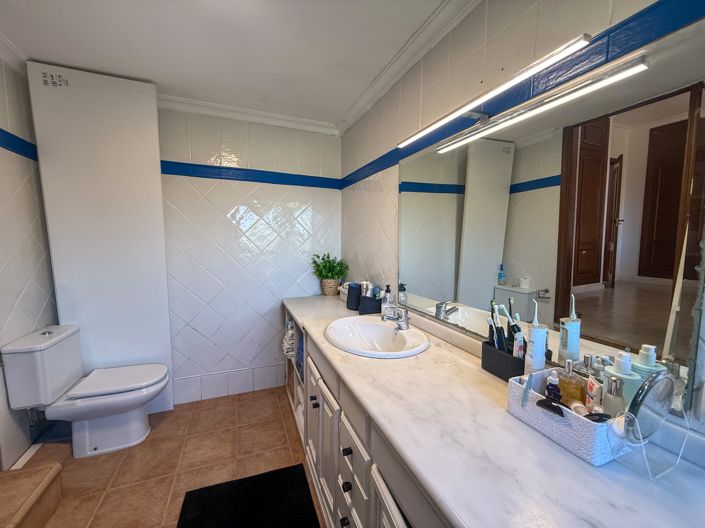 Image No.23-3 Bed Villa for sale