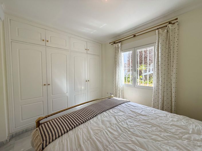 Image No.14-3 Bed Villa for sale