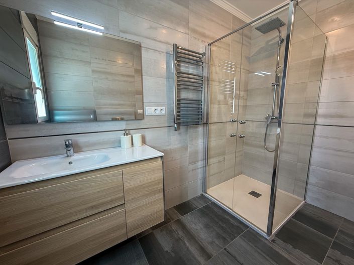 Image No.16-3 Bed Villa for sale