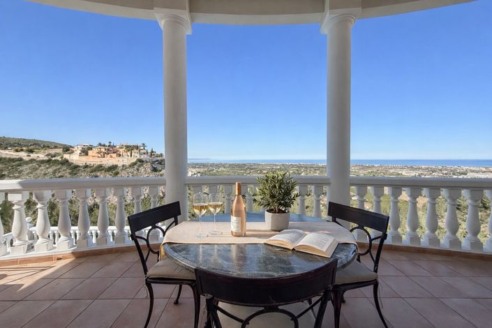 Image No.4-3 Bed Villa for sale