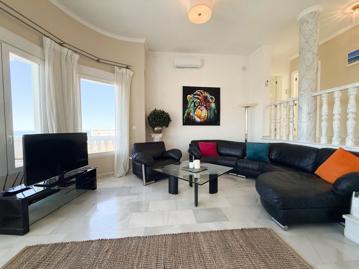 Image No.9-3 Bed Villa for sale