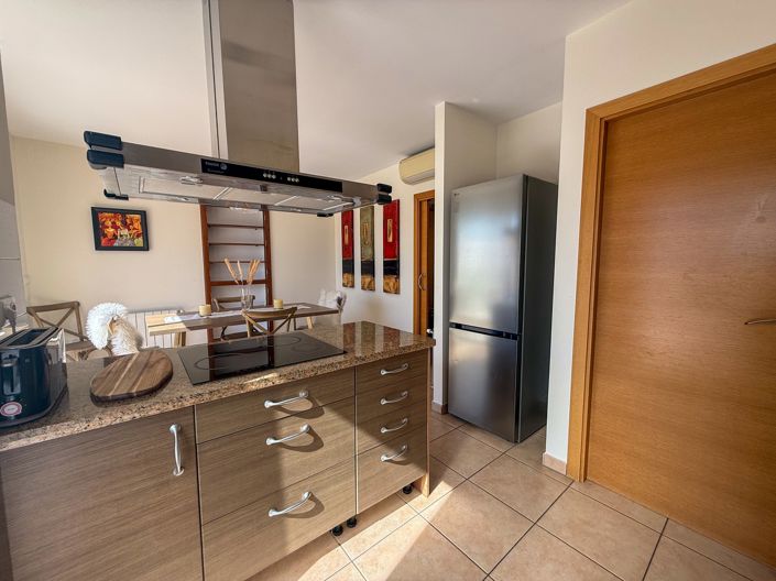 Image No.11-3 Bed Townhouse for sale