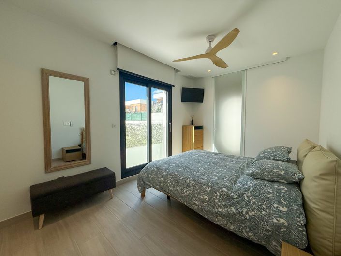 Image No.11-5 Bed Villa for sale