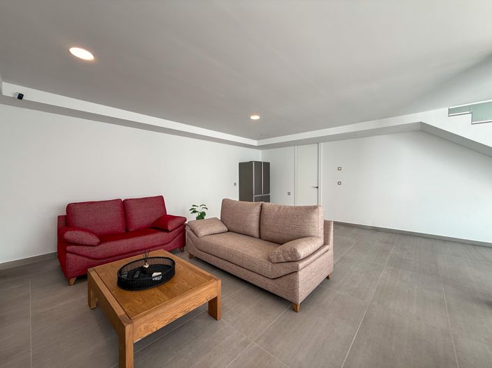 Image No.29-5 Bed Villa for sale