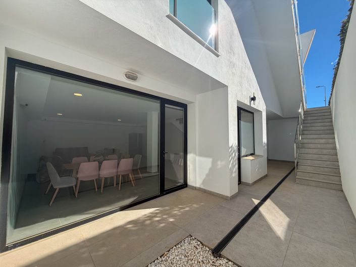 Image No.33-5 Bed Villa for sale