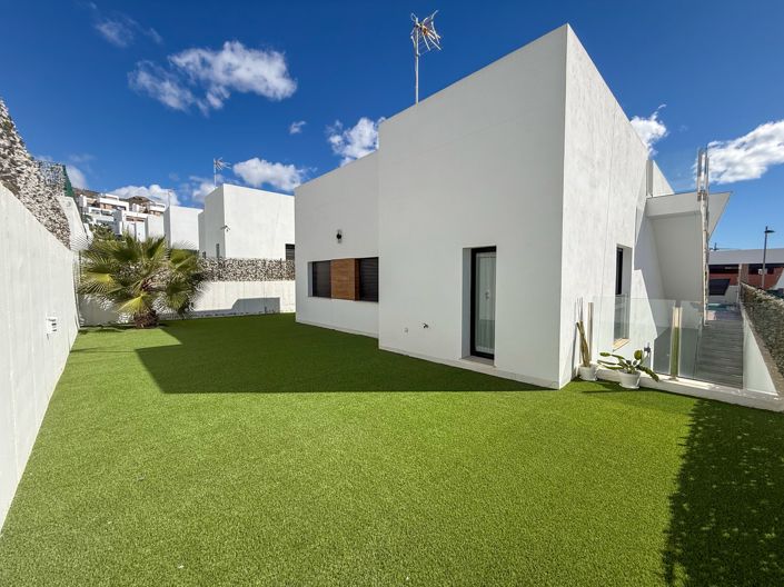 Image No.35-5 Bed Villa for sale