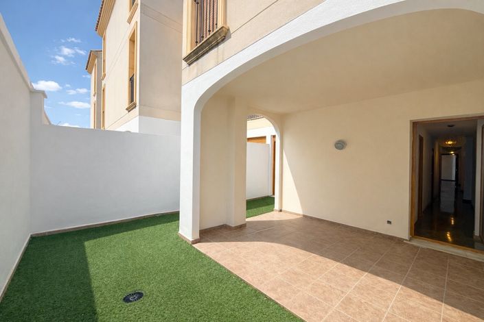 Image No.16-2 Bed Property for sale