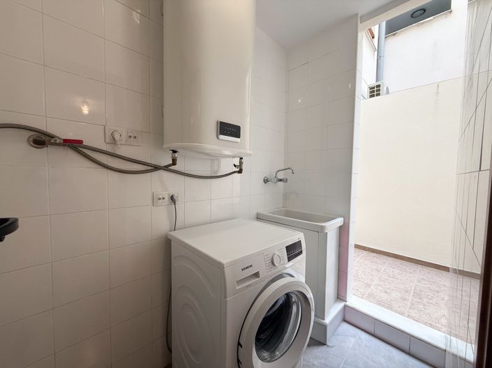 Image No.9-2 Bed Property for sale