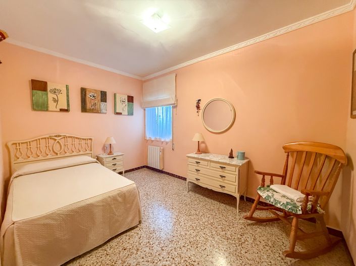 Image No.4-3 Bed Apartment for sale