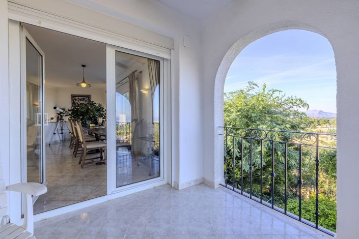 Image No.18-4 Bed Villa for sale