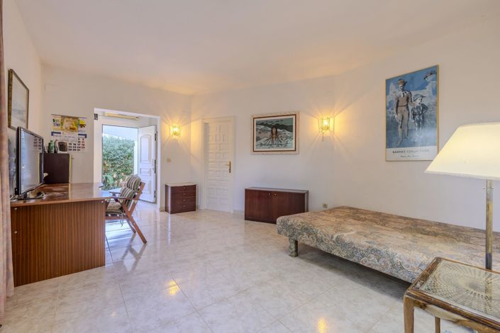 Image No.28-4 Bed Villa for sale