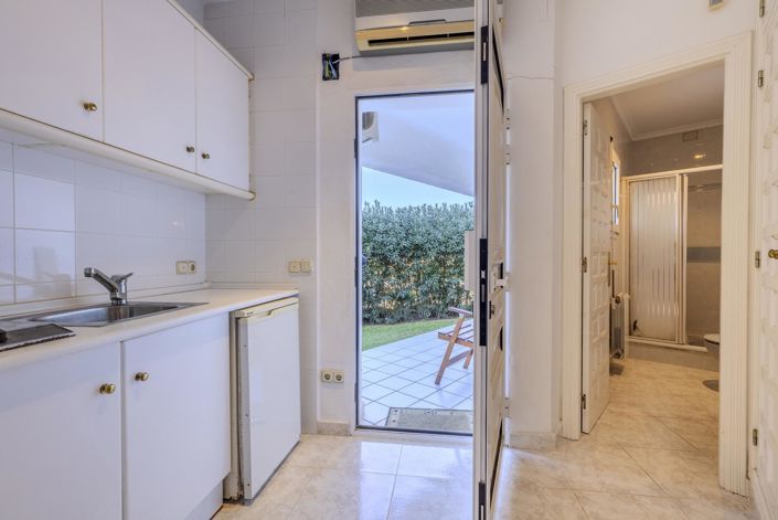 Image No.29-4 Bed Villa for sale