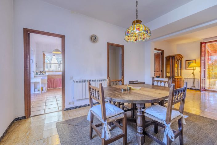 Image No.11-5 Bed Villa for sale