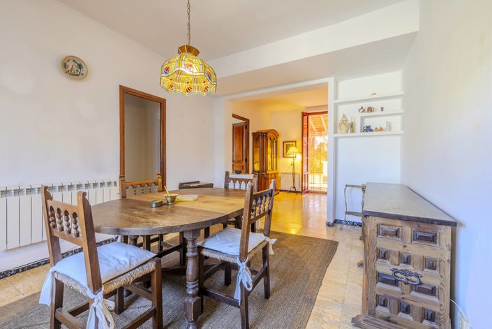 Image No.12-5 Bed Villa for sale