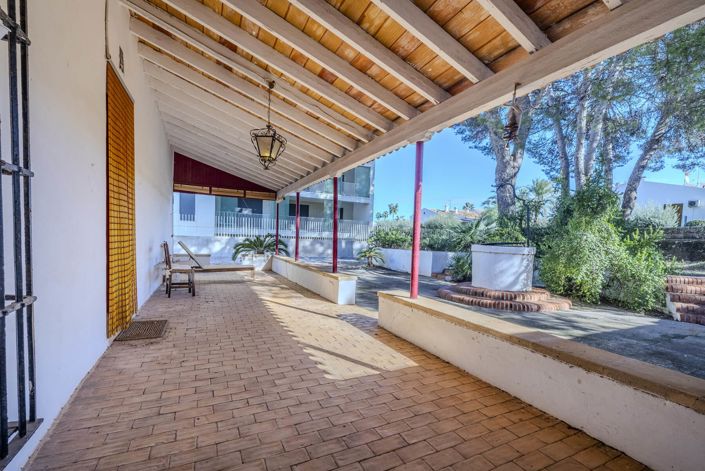 Image No.5-5 Bed Villa for sale