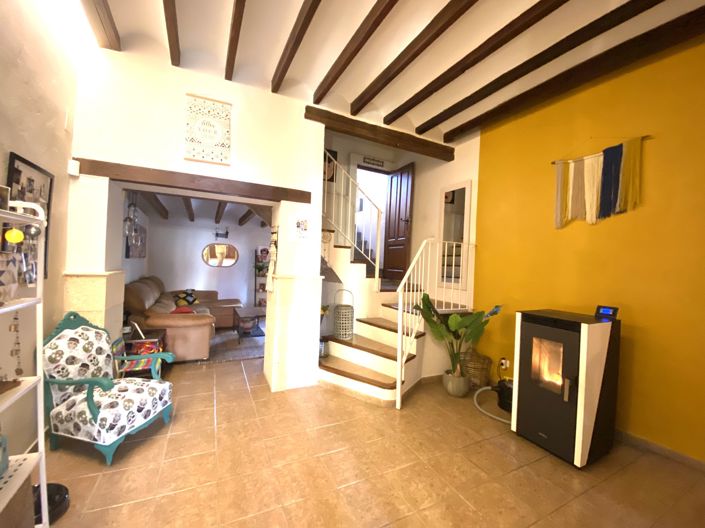 Image No.11-4 Bed Townhouse for sale