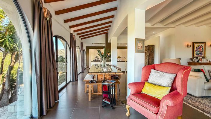 Image No.10-3 Bed Villa for sale