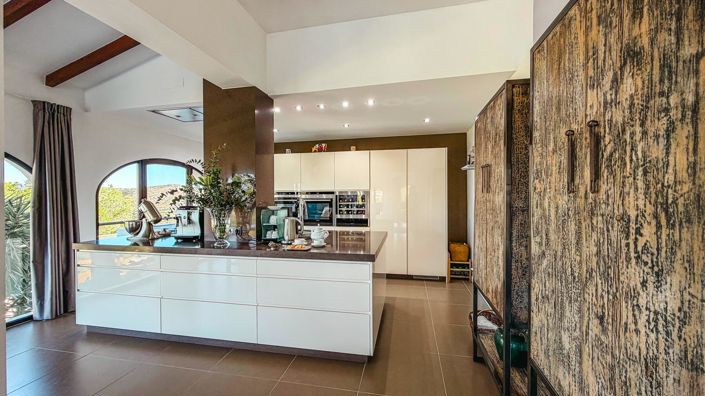 Image No.18-3 Bed Villa for sale