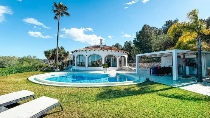 Image No.2-3 Bed Villa for sale