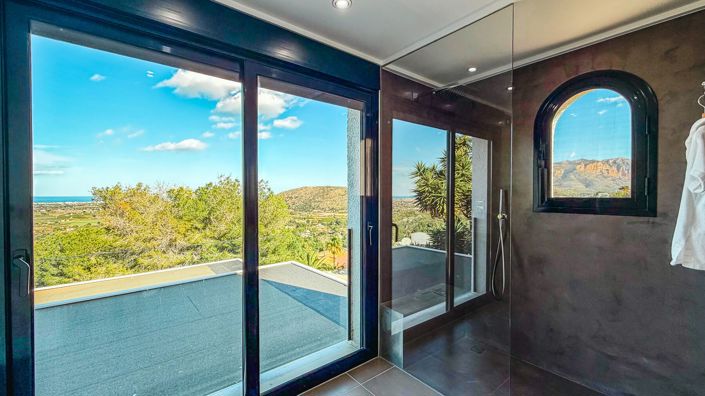 Image No.28-3 Bed Villa for sale