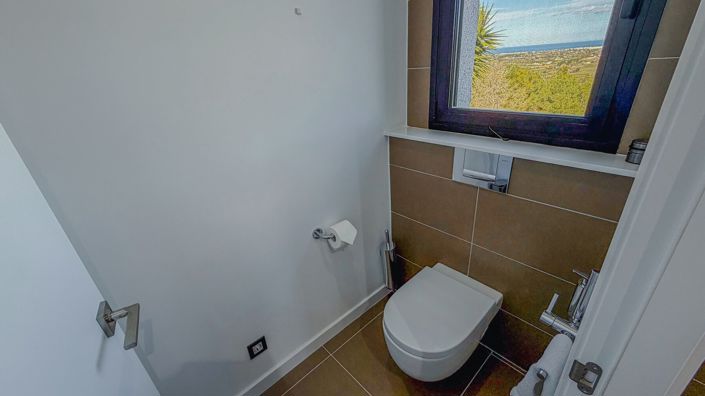 Image No.30-3 Bed Villa for sale