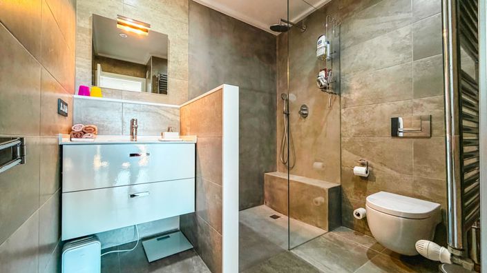 Image No.36-3 Bed Villa for sale