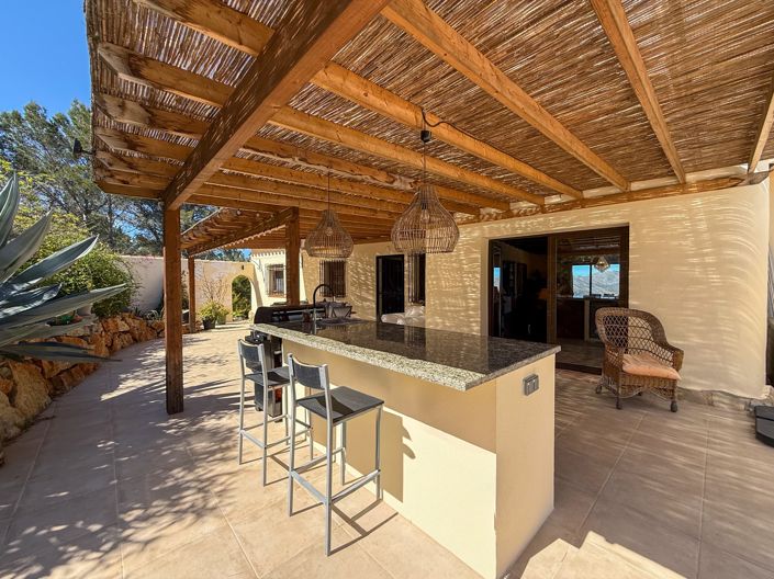 Image No.20-3 Bed Villa for sale