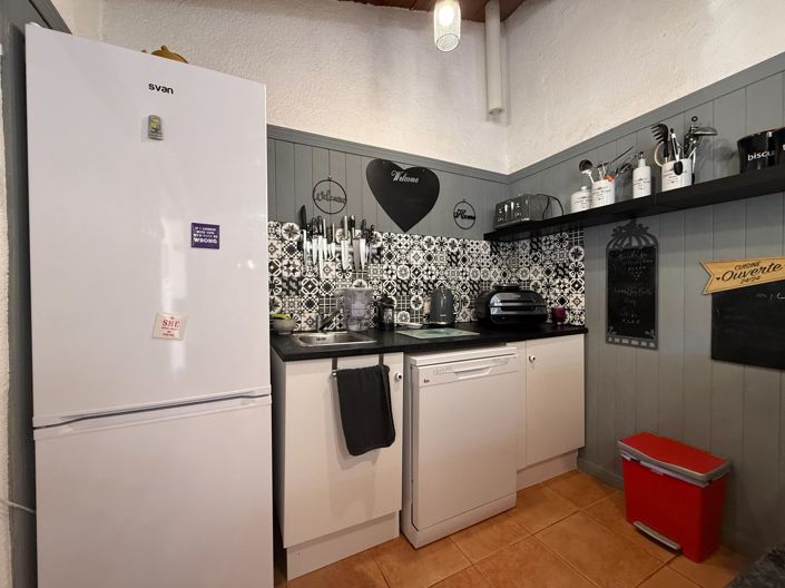 Image No.12-2 Bed Townhouse for sale