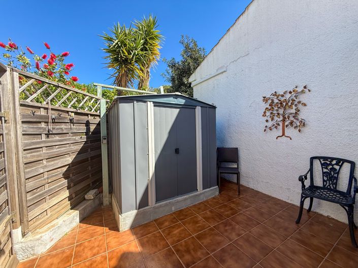 Image No.21-2 Bed Townhouse for sale