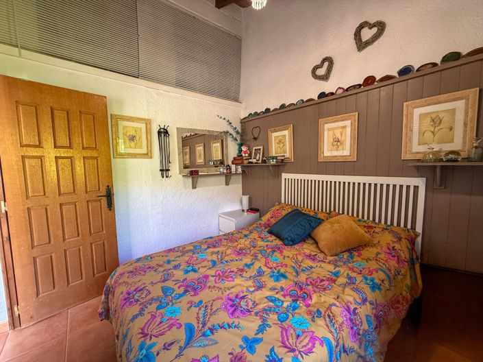 Image No.8-2 Bed Townhouse for sale