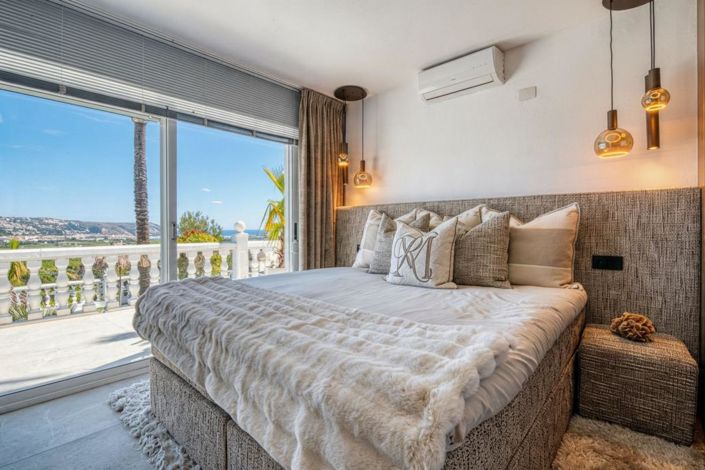 Image No.18-3 Bed Villa for sale