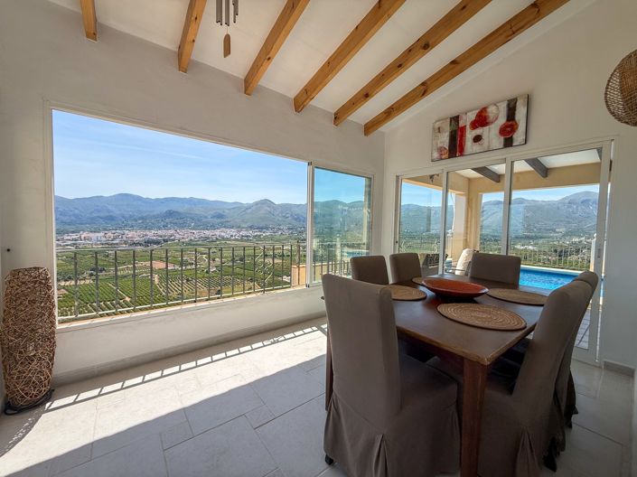 Image No.16-5 Bed Villa for sale