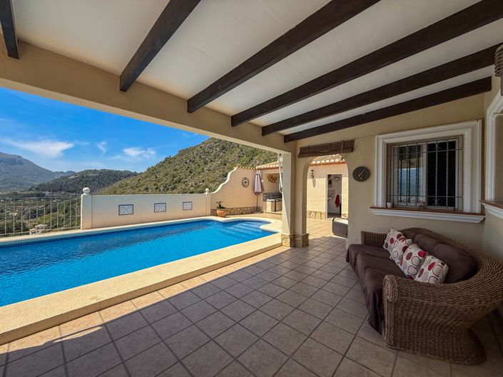 Image No.18-5 Bed Villa for sale