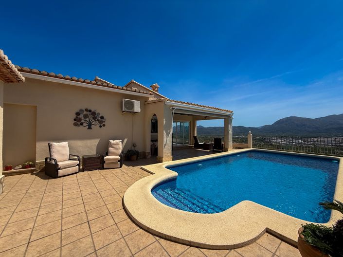 Image No.19-5 Bed Villa for sale